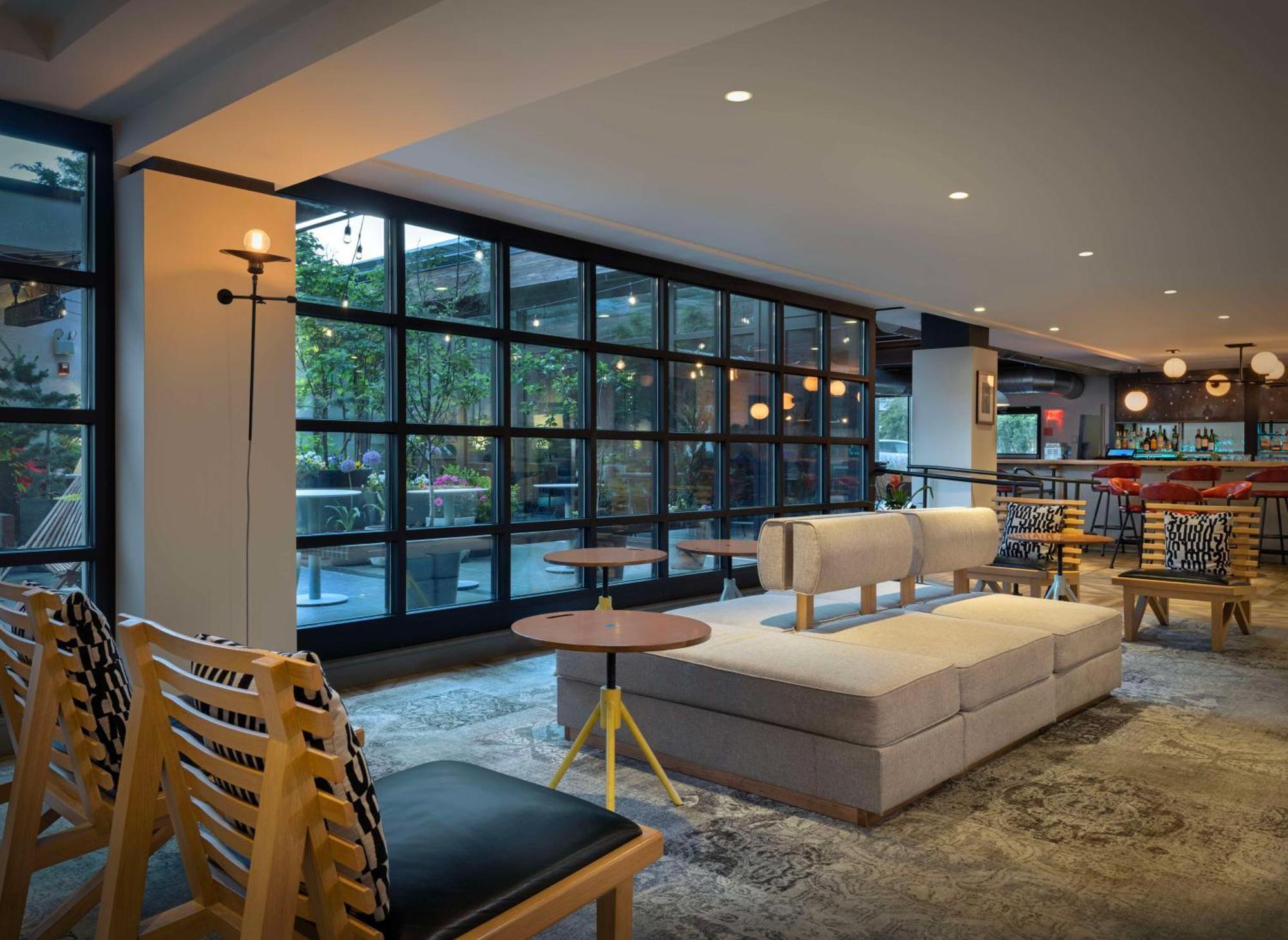 Freepoint Hotel Cambridge, Tapestry Collection By Hilton Exterior foto